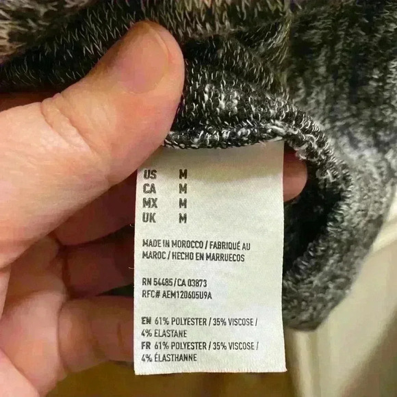 American Eagle Outfitters Key Hole Oversized Crop Top Medium Great Condition - Picture 5 of 5